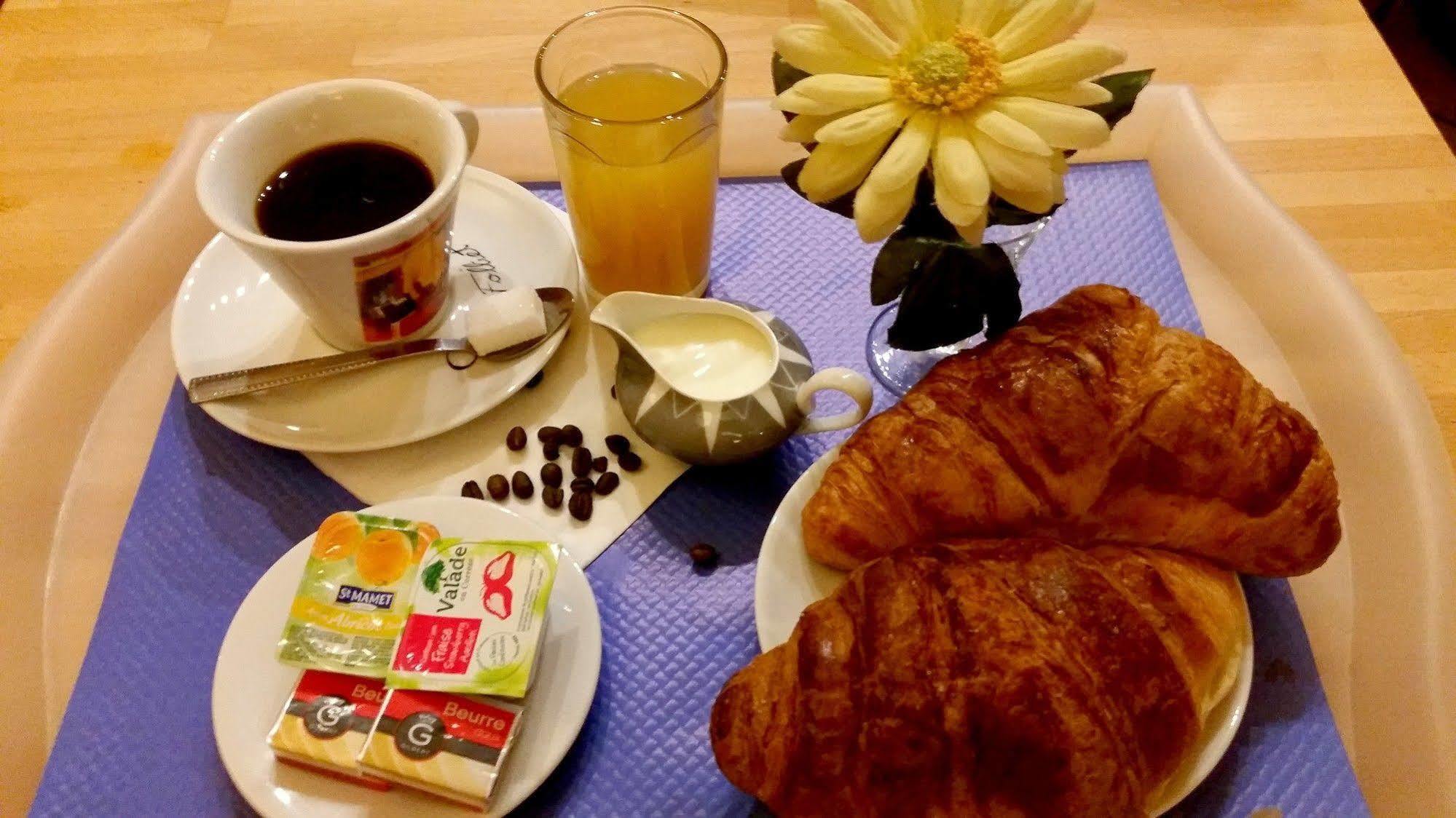 Hotel D'Alsace 빌뢰르반 외부 사진
